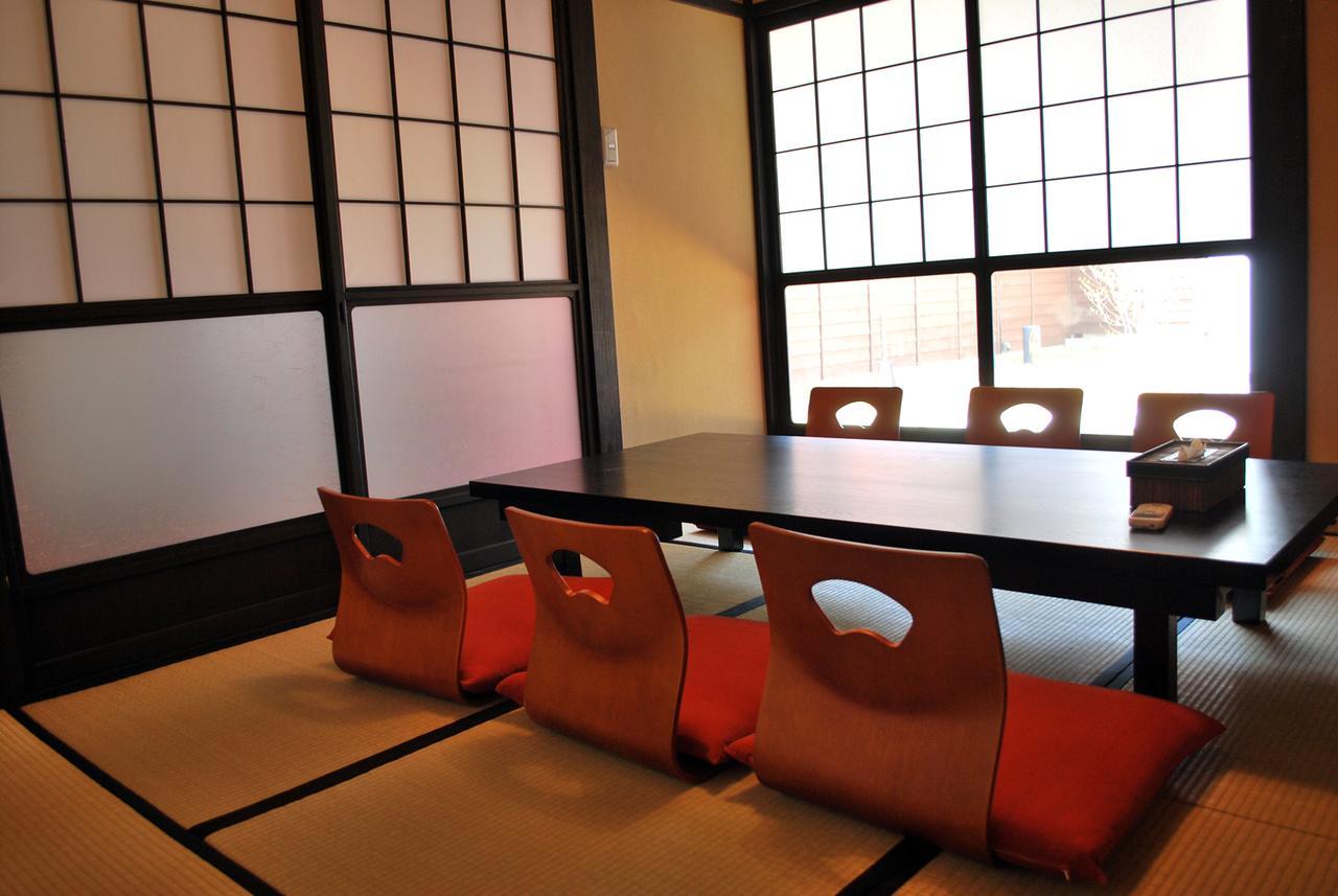 Hida Takayama Relax Hostel Bettei Fuji ภายนอก รูปภาพ